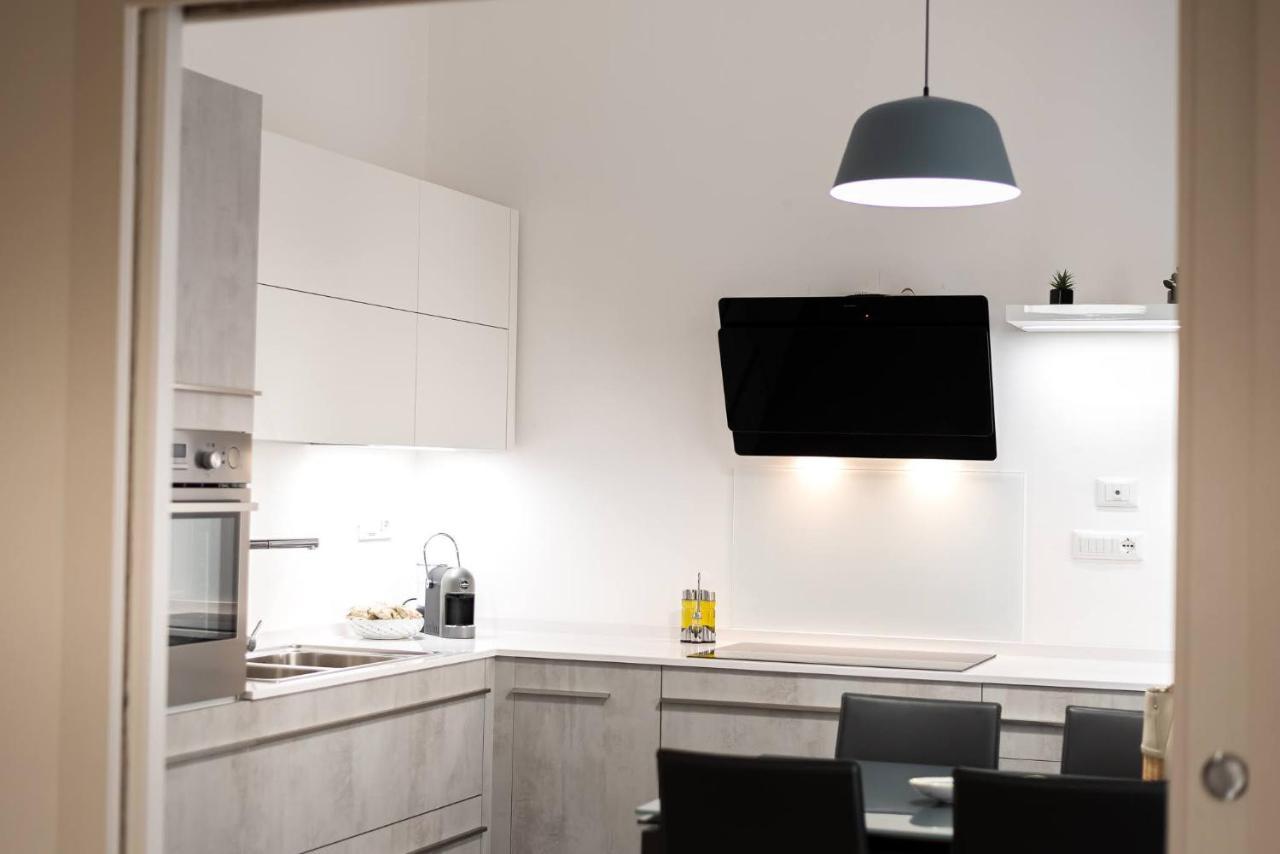 Casa Di Dada - Statua Apartment ปาแลร์โม ภายนอก รูปภาพ